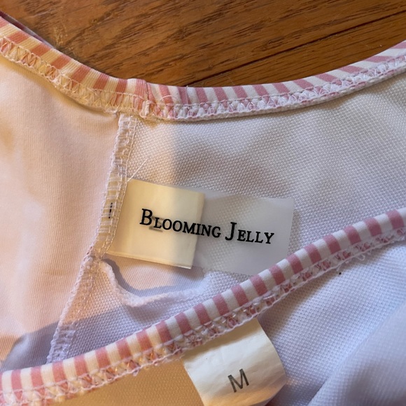 Red&White Stripped Bathing Suit Set - Picture 3 of 3